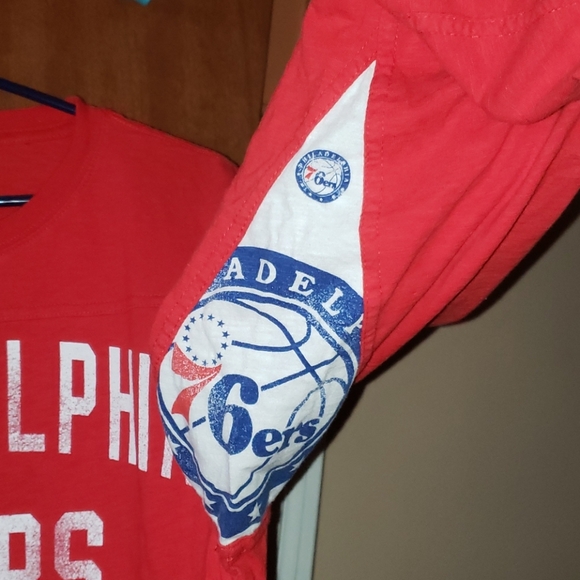 AWESOME PHILADELPHIA 76ERS SHIRT - Picture 3 of 8